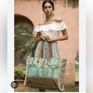 Myra Bag Aqua Magic Weekender Bag. 18” x 25”.